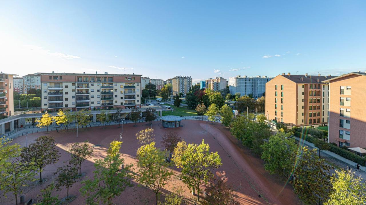 Italianway - Piazza Alboreto 72, Rozzano Eksteriør billede